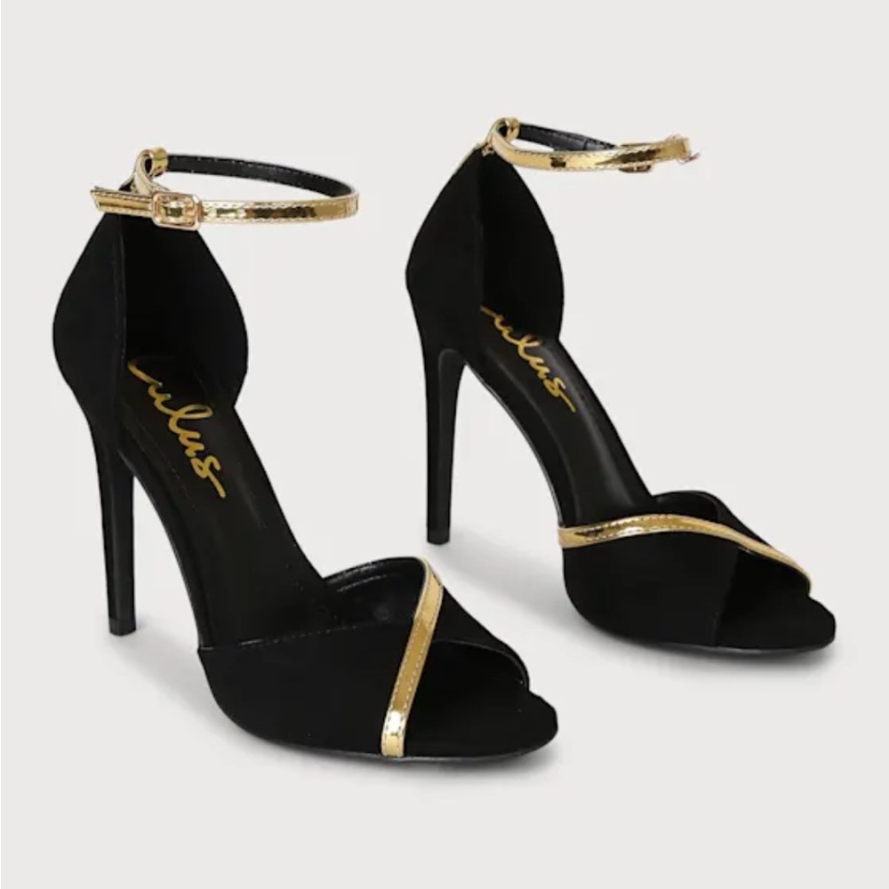 Lulu's Black and Gold Heels New